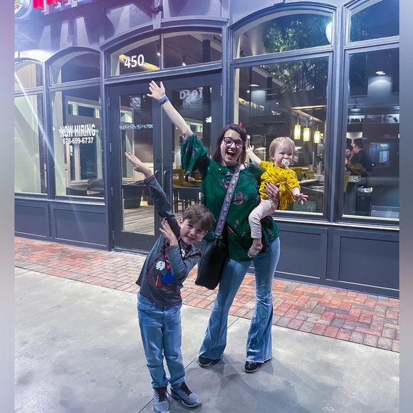 Meet your Posher, Brittani - Picture 2 of 9